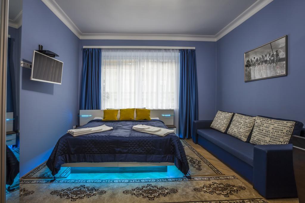 Luxury Air-Conditioned Rooms In Old Town Bratislava Exterior foto